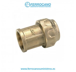 ENLACE LATÓN POLIET R/HEMBRA 32-1" GORBEA 00005776